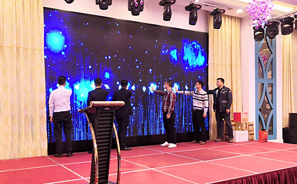 萊工.jpg 萊工.jpg